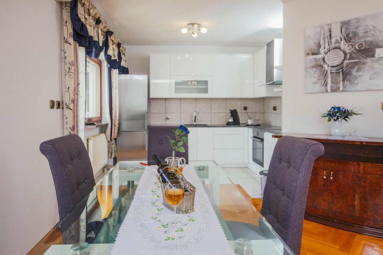 ספליט Apartments Dilber מראה חיצוני תמונה